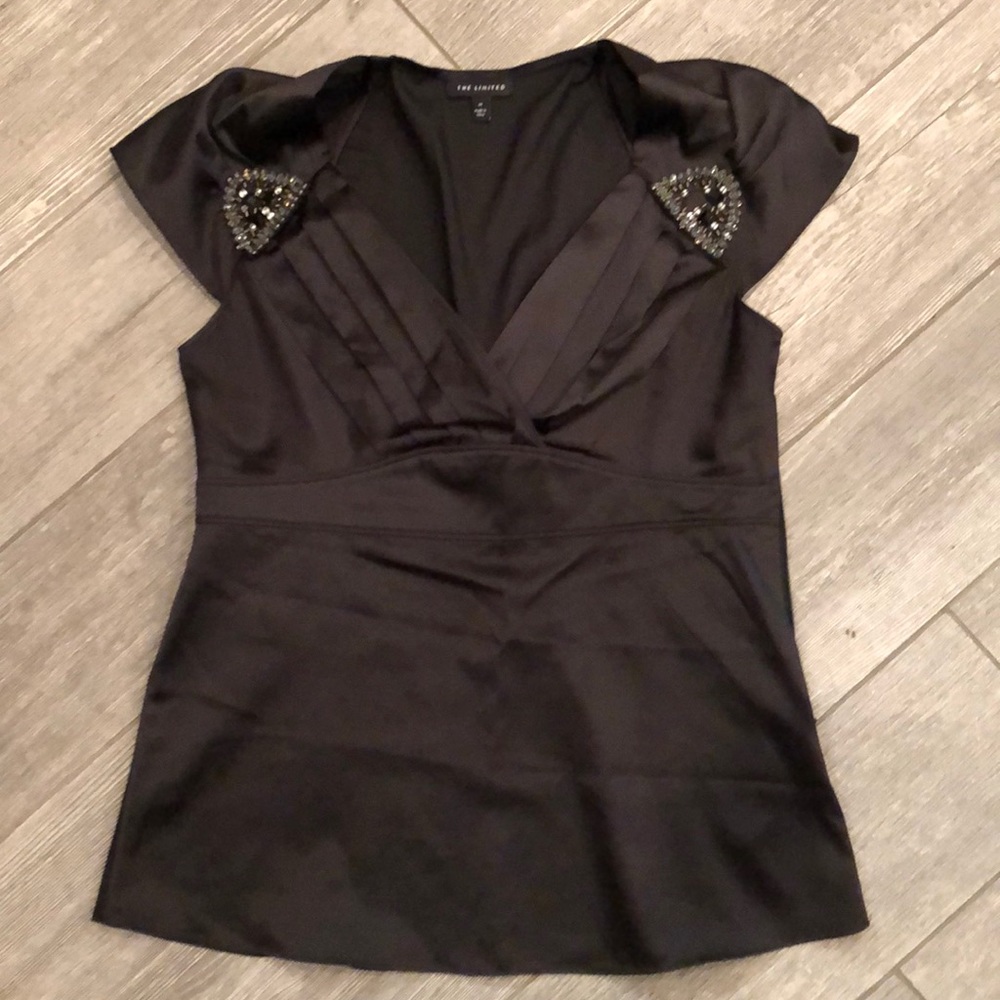 Limited Top